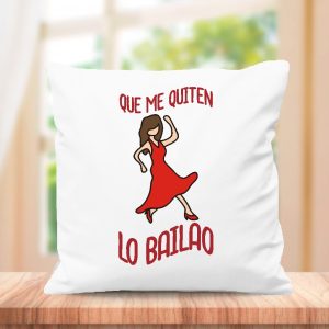 Cojin con frase original, medida 40x40cm con relleno